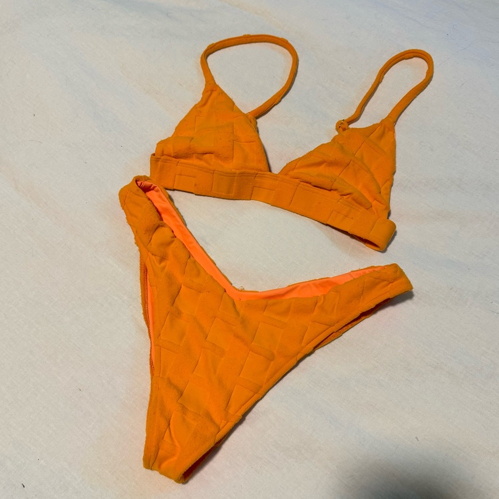 Frankie’s Bikinis S Top M Bottom